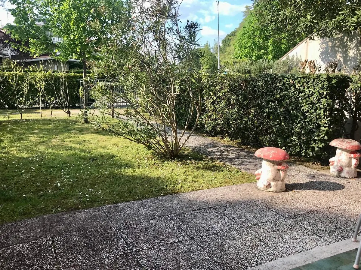 Villaggio Le Ginestre Bibione 0*,